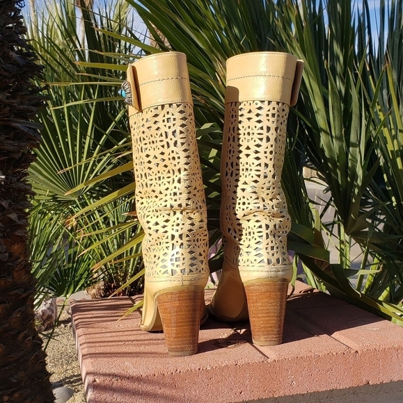 HOBO STUART‎ WEITZMAN - Picture 3 of 8